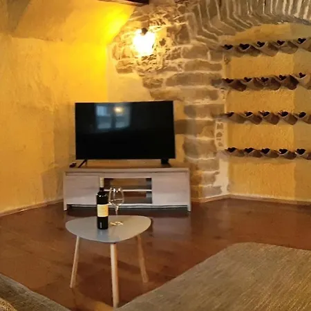 Ferienhaus Beautiful 3-Bed House In Kotli *